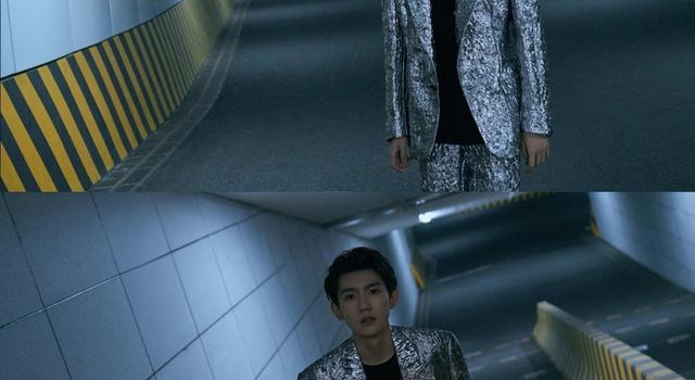 王源隧道大片曝光 银色西装尽显绅士感