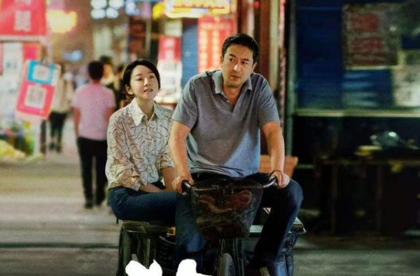 电视剧《装台》今晚开播 张嘉益闫妮领衔演绎生活的小美好