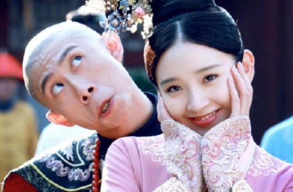 年底烂剧频出，张嘉益闫妮的《装台》，能否扛起央视良心剧的大旗