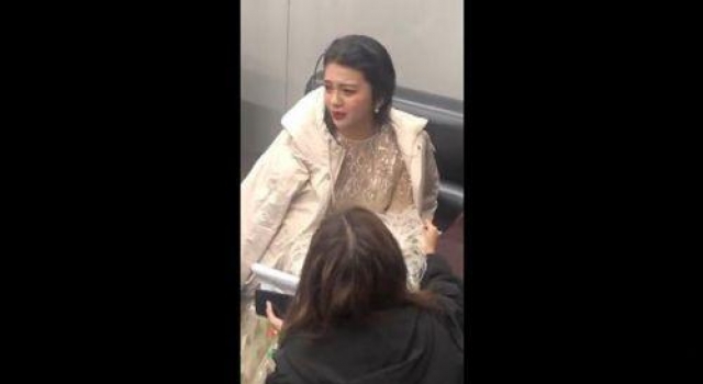 谈莉娜被记者问哭跟肖战有关系吗 肖战为什么说谈莉娜是印度黑女
