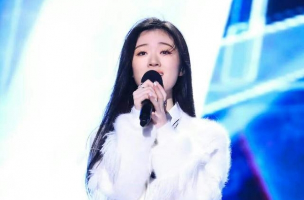 领唱2022杭州亚运会宣传曲，录制你的珍藏，单依纯歌声传四方