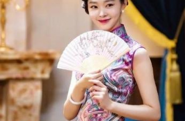 这部剧的服装，得亏赵丽颖跟宋轶底子不错，否则真撑不住啊