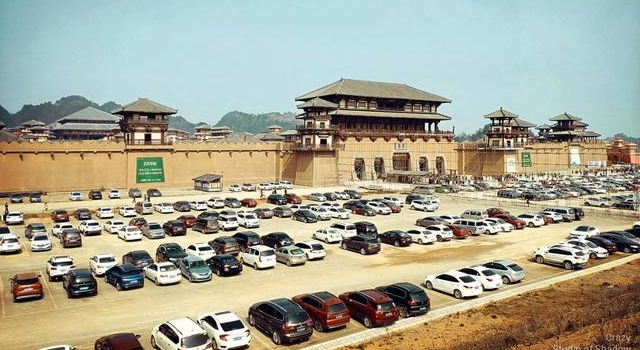 探访大型热播剧《大秦赋》取景地，贵州都匀汉唐影视城