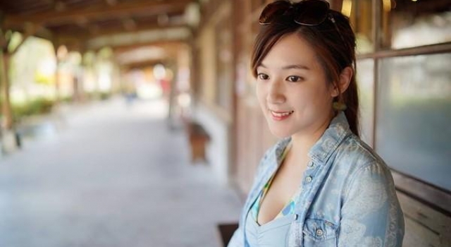 抗议中天电视台被关　美女主播号召民众“关电视”