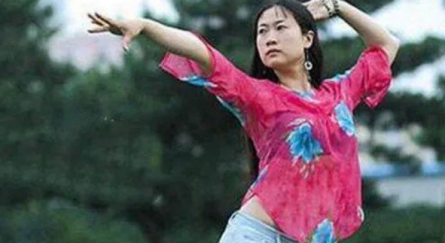 还记得初代网红芙蓉姐姐吗？她现在是传媒公司老板？
