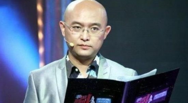 非诚勿扰：男嘉宾表白成功，美女摘下假发后，男嘉宾当场拒绝牵手