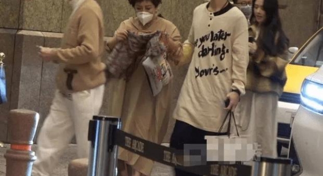 安以轩举办双满月宴 向佐郭碧婷合体出席送祝福