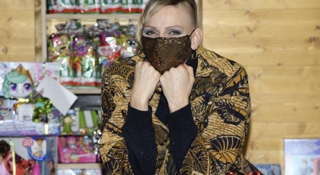 烟熏妆、朋克头，42岁最美王妃突然叛逆，背后暗藏隐情？