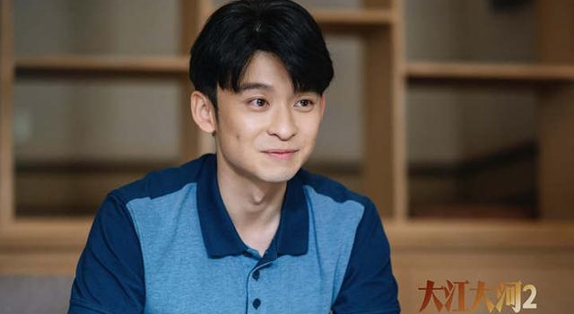 “杨巡”董子健：他的渺小让我同情
