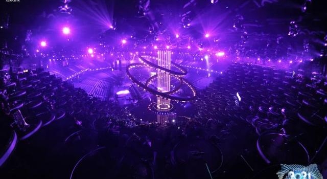 江苏卫视跨年引入240人交响乐团 含管弦乐民乐等