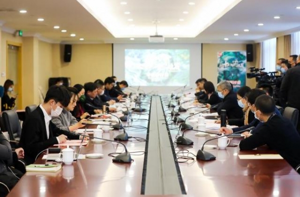 专家热议《从十八洞出发》创新手法讲述扶贫故事