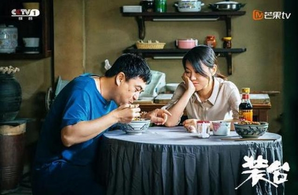 为什么说《装台》是一部既“丧”也“暖”的电视剧？答案在这里