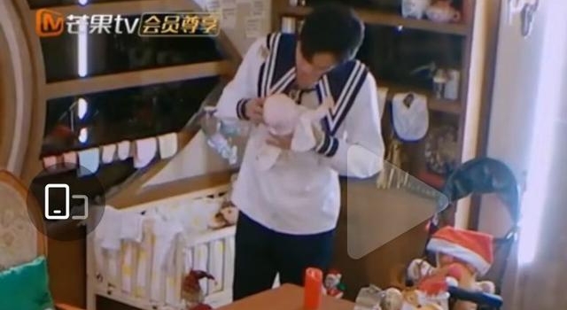 女儿奴！张若昀首谈女儿满脸宠溺，炫耀女儿第一块尿布是自己换的