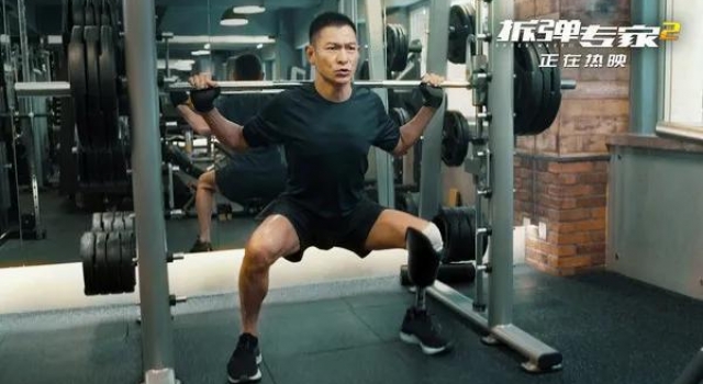 59岁腹肌满格，刘德华曾自曝“自律食谱”